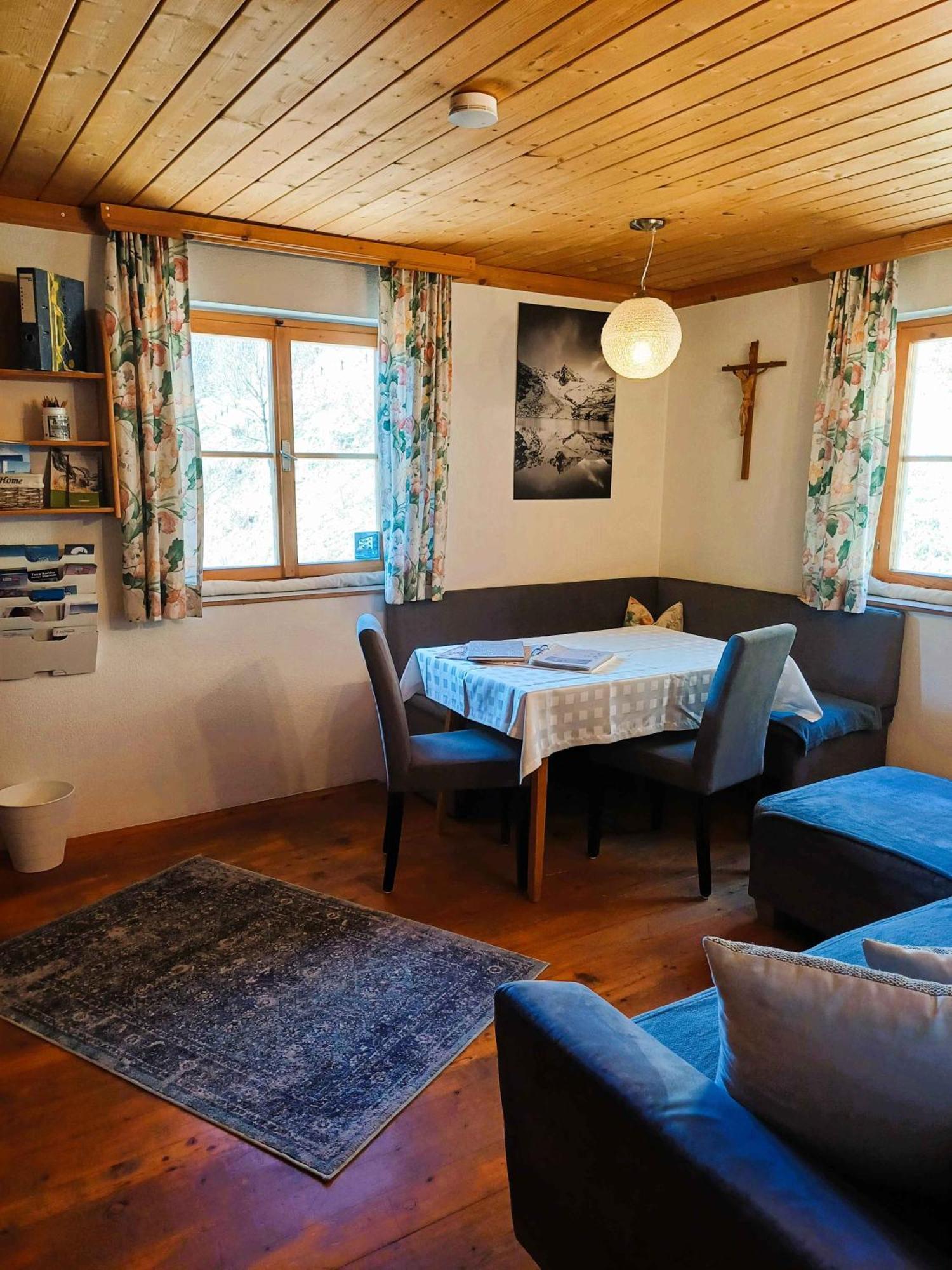 Haus Kathrein Apartment Fliess